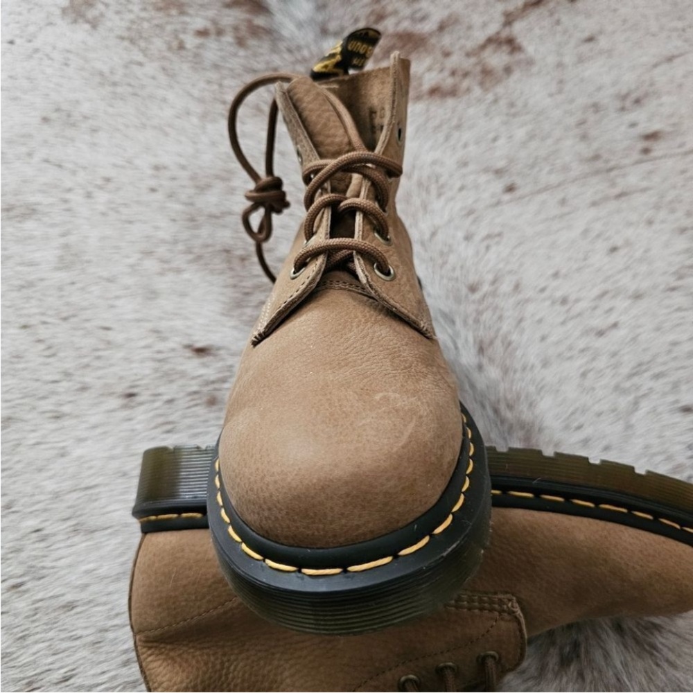 Dr. Martens 101 Tumbled Nubuck Leather Ankle Boots Women's Size 8 NEW - Picture 12 of 16